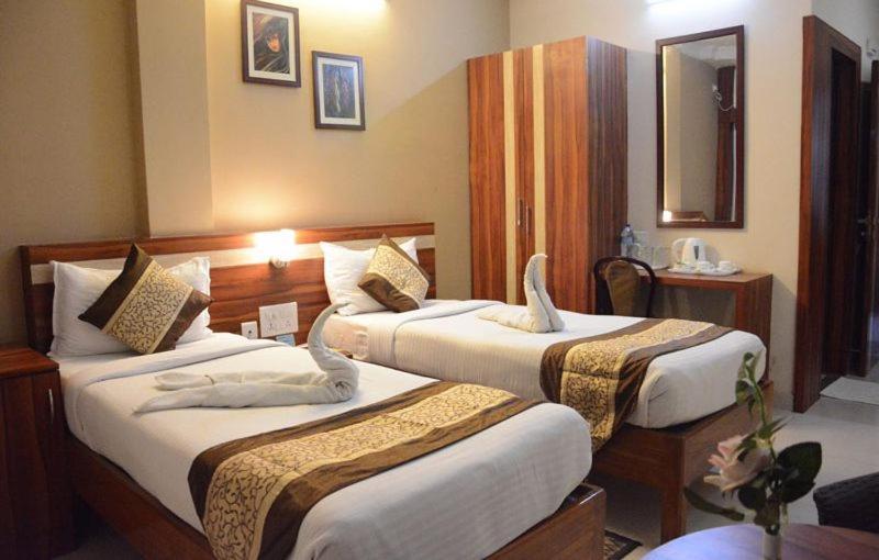 Hotel Eden Roc Bhubaneswar Dış mekan fotoğraf